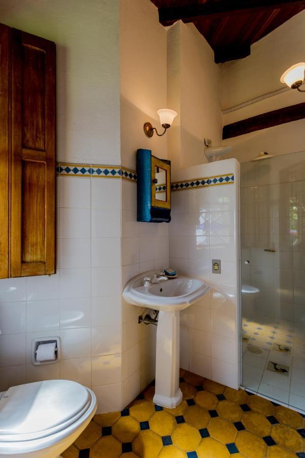 Feiticeira Guesthouse 伊利亚贝拉 客房 照片